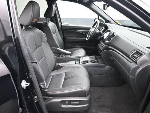Certified 2023 Honda Passport TrailSport image 25