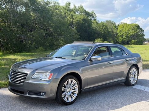 Used 2011 Chrysler 300 C w/ Sound Group image 1