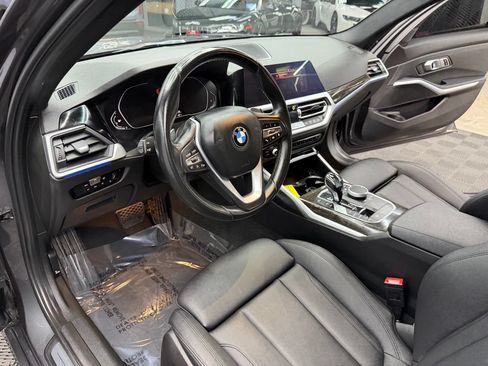 Used 2021 BMW 330i Sedan w/ Convenience Package RWD image 35