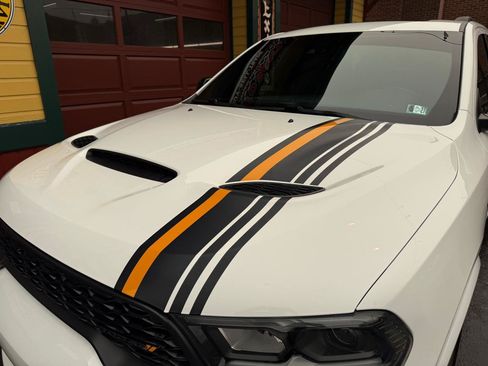 Used 2023 Dodge Durango R/T w/ Hemi Orange Plus Package AWD/4WD image 12