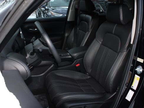 Used 2024 Honda HR-V EX-L image 14