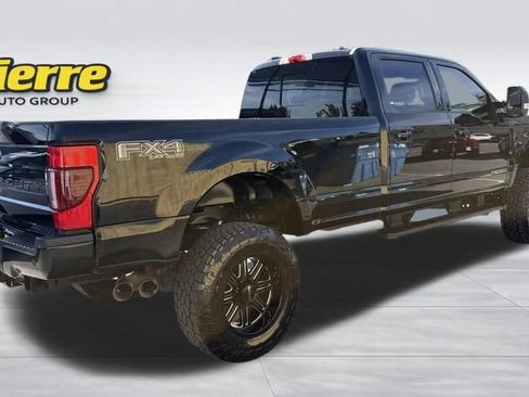 Used 2022 Ford F350 Lariat w/ Black Appearance Package AWD/4WD image 6