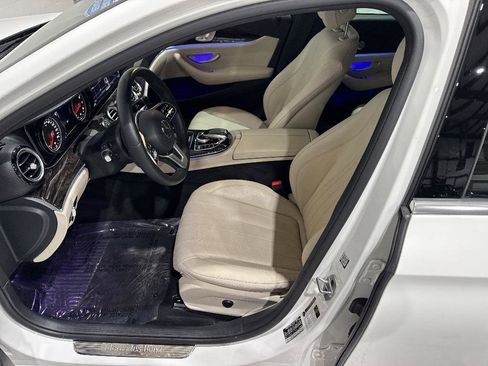 Used 2019 Mercedes-Benz E 300 image 31