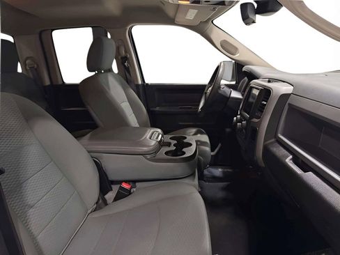 Used 2019 RAM 1500 Express w/ Wheel & Sound Group AWD/4WD image 12
