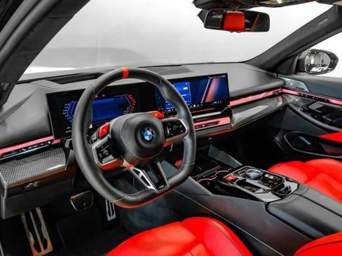 Used 2026 BMW M5 w/ Carbon Package AWD/4WD image 3