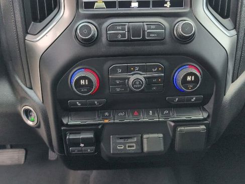 Used 2020 Chevrolet Silverado 1500 LT w/ Texas Edition image 22