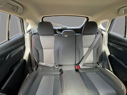 Used 2023 Subaru Crosstrek 2.0i Premium AWD/4WD image 9