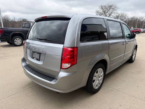 Used 2015 Dodge Grand Caravan SE w/ Quick Order Package 29E SE image 5