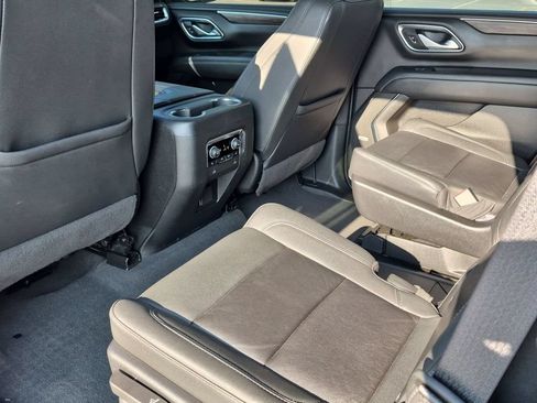 Used 2022 Chevrolet Tahoe LT w/ LT Signature Plus Package AWD/4WD image 29