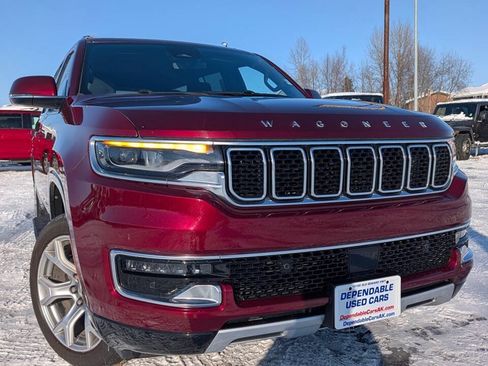 Used 2022 Jeep Wagoneer Series II AWD/4WD image 1