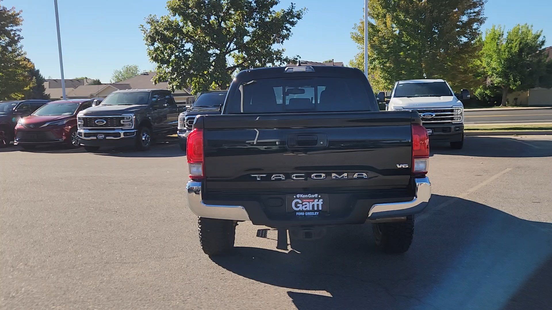 Used 2016 Toyota Tacoma TRD Off-Road w/ Towing Package AWD/4WD image 17