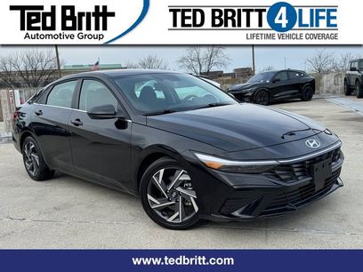 Used 2025 Hyundai Elantra SEL