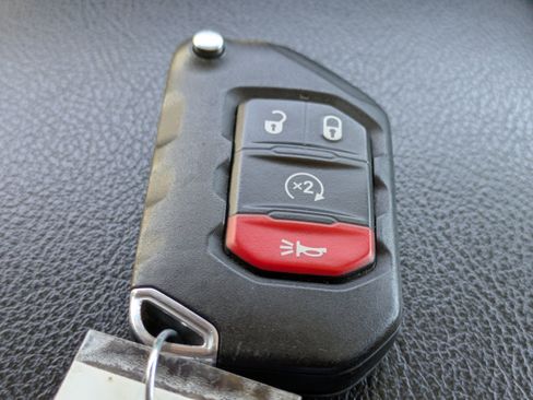 Used 2020 Jeep Wrangler Willys image 33