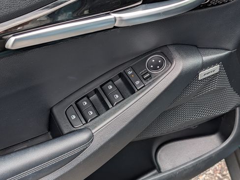 Certified 2024 Kia Seltos SX w/ SX Sunroof Package AWD/4WD image 19