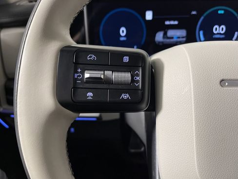 Certified 2025 Hyundai Santa Fe Calligraphy image 28