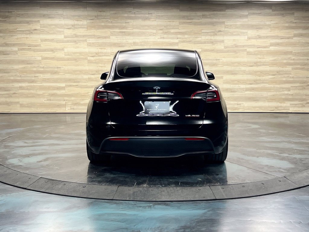 Used 2023 Tesla Model Y Performance AWD/4WD image 19