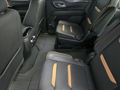 Used 2024 GMC Yukon AT4 w/ AT4 Premium Package AWD/4WD image 33