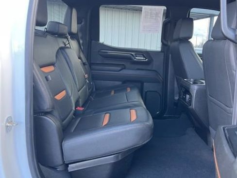 Used 2024 GMC Sierra 1500 AT4 image 36