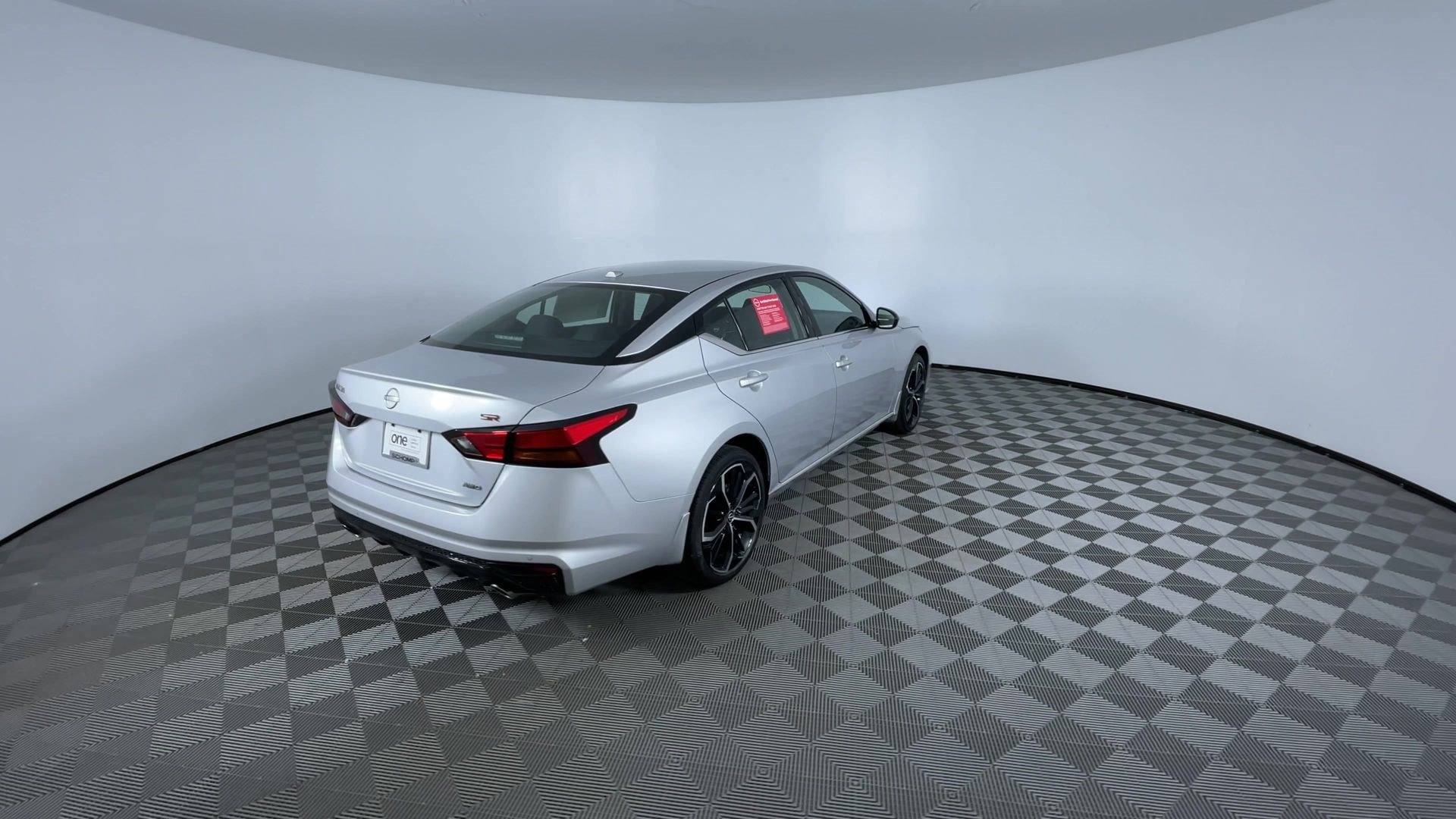 Certified 2025 Nissan Altima 2.5 SR AWD/4WD image 8