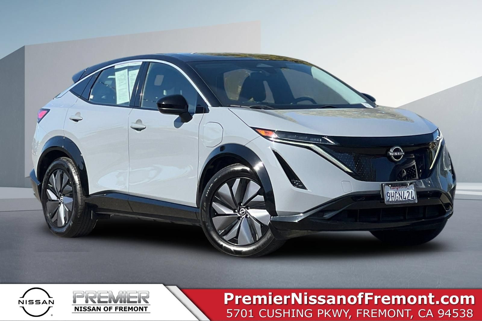 Certified 2023 Nissan Ariya FWD image 1