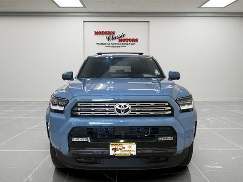 Used 2025 Toyota 4Runner 4WD image 2