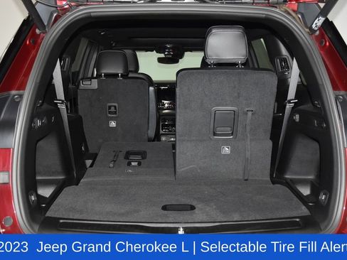 Used 2023 Jeep Grand Cherokee L Laredo AWD/4WD image 32