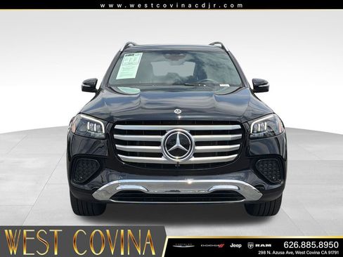 Used 2025 Mercedes-Benz GLS 450 4MATIC image 2