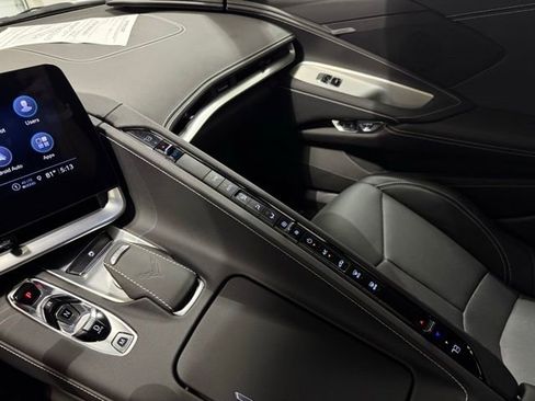 Used 2023 Chevrolet Corvette Stingray Coupe w/ Z51 Performance Package image 22