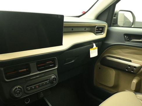 New 2026 Ford Maverick Lariat w/ 4K Tow Package image 14