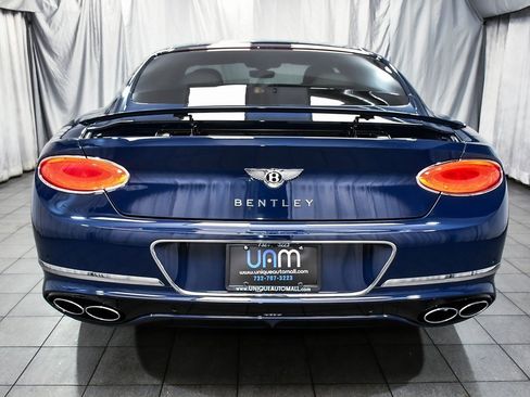 Used 2022 Bentley Continental GT image 5