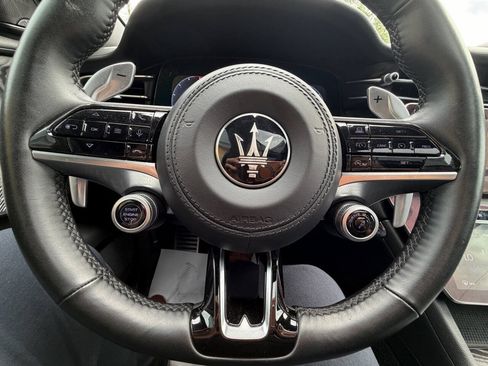 Used 2023 Maserati Grecale Modena AWD/4WD image 24