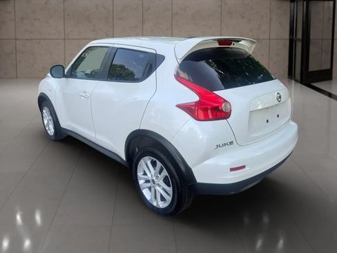 Used 2013 Nissan Juke SV FWD image 4