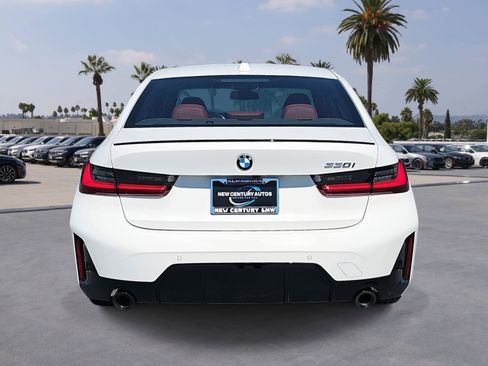 New 2026 BMW 330i Sedan w/ M Sport Package image 6