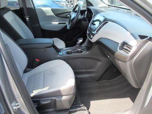 Certified 2023 Chevrolet Equinox LT FWD image 8