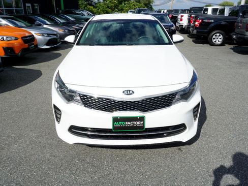 Used 2018 Kia Optima S image 4