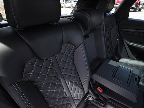 Used 2024 Audi SQ5 Premium Plus image 27