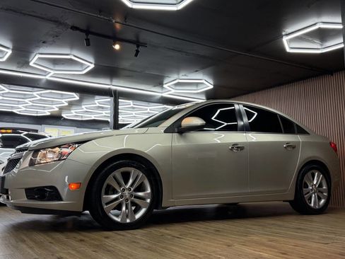 Used 2013 Chevrolet Cruze LTZ w/ Enhanced Safety Package image 7