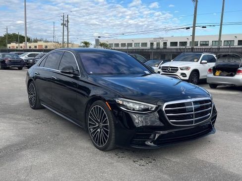 Used 2022 Mercedes-Benz S 580 4MATIC Sedan image 1