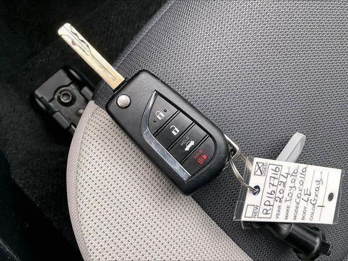 Used 2024 Toyota Corolla LE FWD image 14