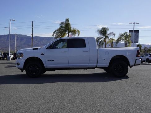 Certified 2022 RAM 3500 Limited w/ Max Tow Package AWD/4WD image 7