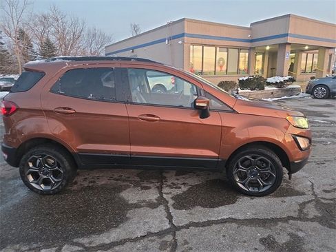 Certified 2018 Ford EcoSport SES w/ SES Cold Weather Package image 4