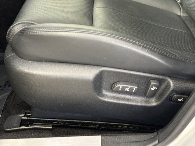 Used 2008 INFINITI M35 x w/ Technology Pkg AWD/4WD image 21