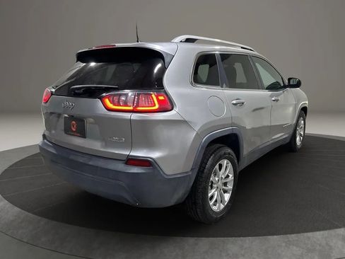 Used 2019 Jeep Cherokee Latitude w/ Popular Appearance Group image 12