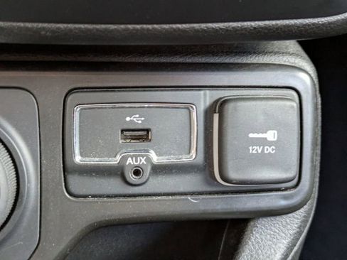 Used 2020 Jeep Renegade Sport w/ UConnect 7.0 Group image 22