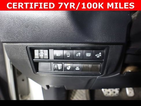 Used 2022 Toyota Tundra SR5 w/ TRD Off-Road Premium Package AWD/4WD image 17