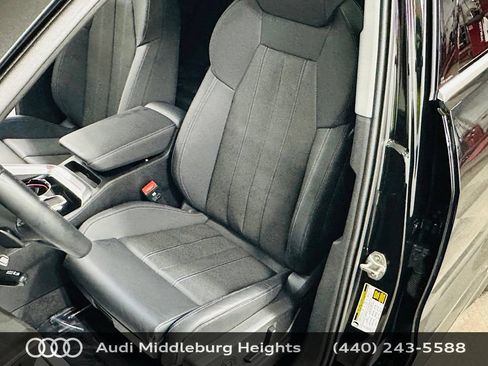 Certified 2025 Audi Q5 Premium Plus w/ Premium Plus AWD/4WD image 25