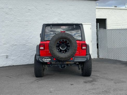 Used 2020 Jeep Wrangler Unlimited Rubicon w/ Cold Weather Group image 6