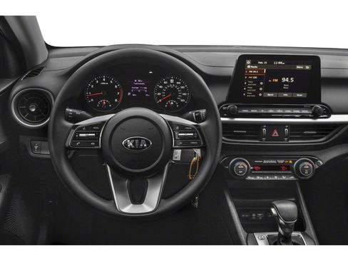 Used 2021 Kia Forte LXS FWD image 4