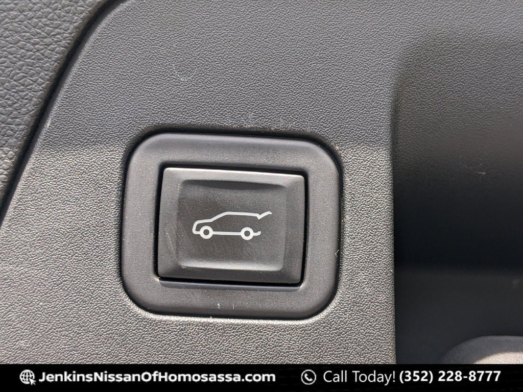 Used 2023 Buick Envision Preferred FWD image 19