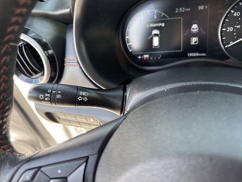 Used 2023 Nissan Kicks SR w/ SR Premium Package FWD image 20